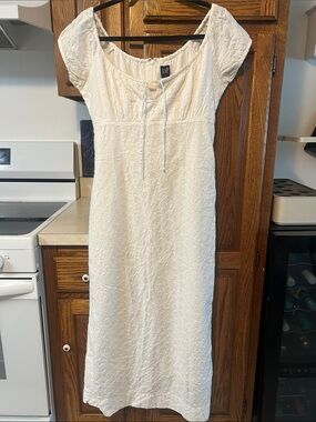Bintage GAP white Textured Maxi Dress with Tie Neck